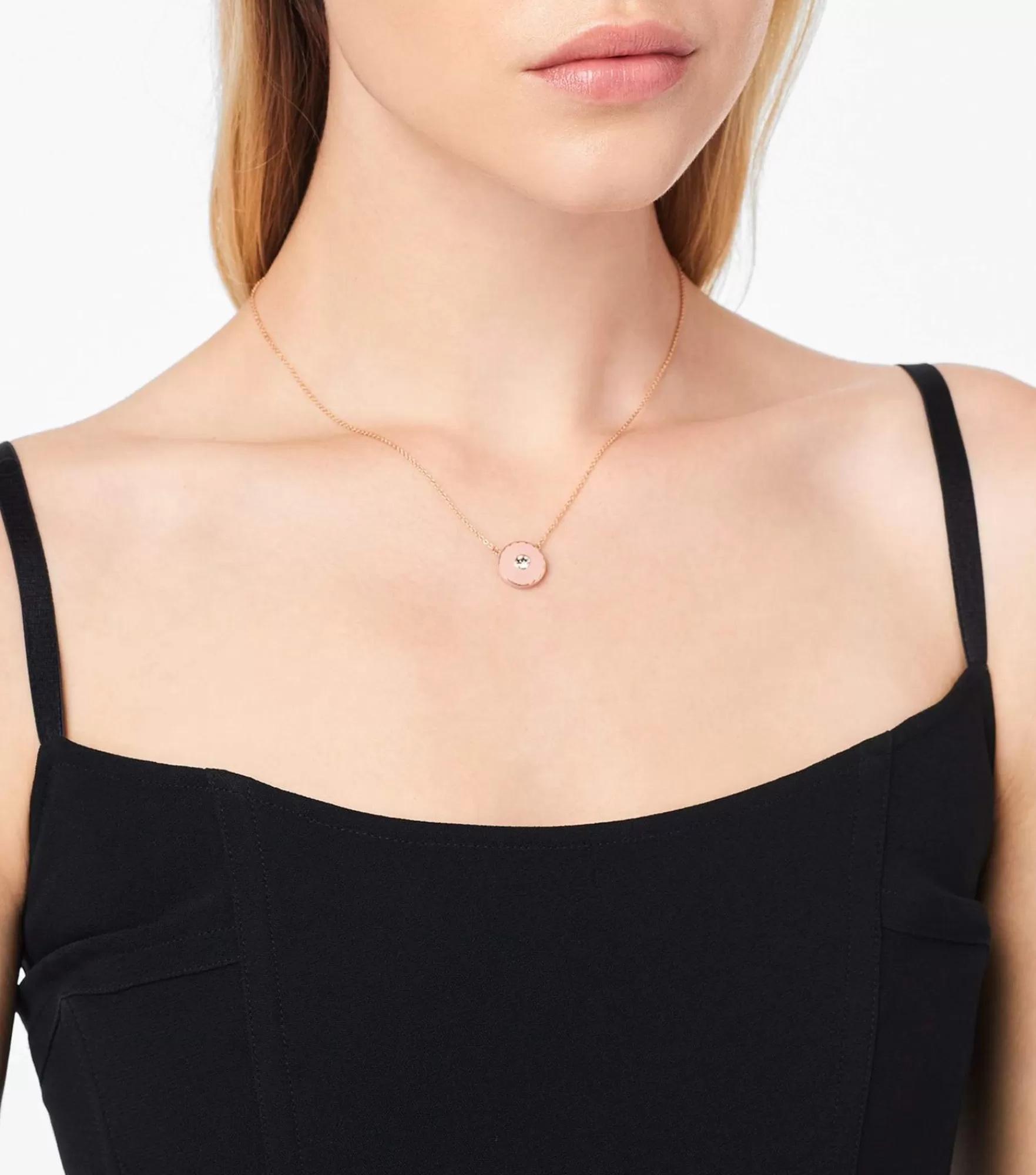 Marc Jacobs The Medallion Pendant | Colliers